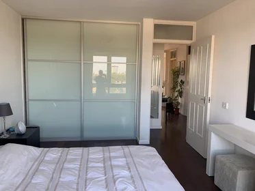 Entire apartment at Holyport Road, Fulham, image 10 of 10