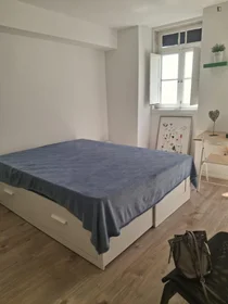 Apartamento inteiro em Rua Montarroio, imagem 1 de 17