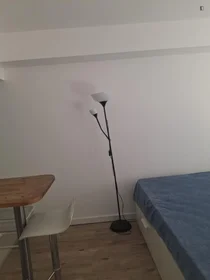 Apartamento inteiro em Rua Montarroio, imagem 7 de 17