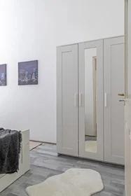 Stanza privata in József utca 6, immagine 2 di 34