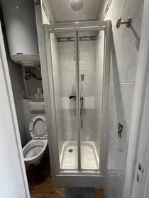 Private room at Nice, 06200, image 16 of 20