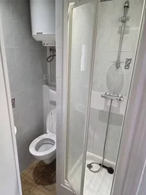Private room at Nice, 06200, image 8 of 20