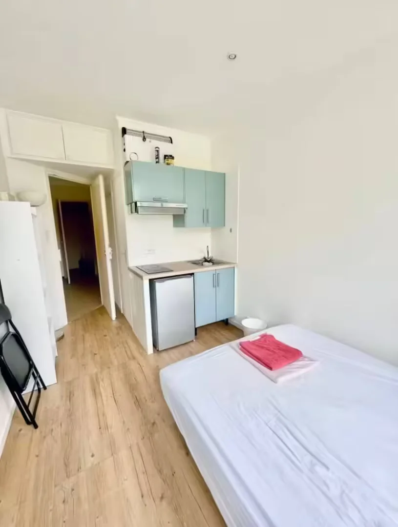 Budget-friendly student room close to campus in 