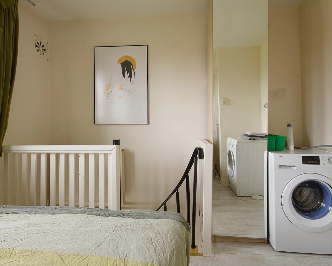 Room for rent in student apartment in , fully furnished