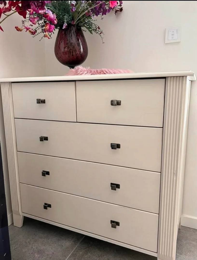 Room for rent in student apartment in , fully furnished