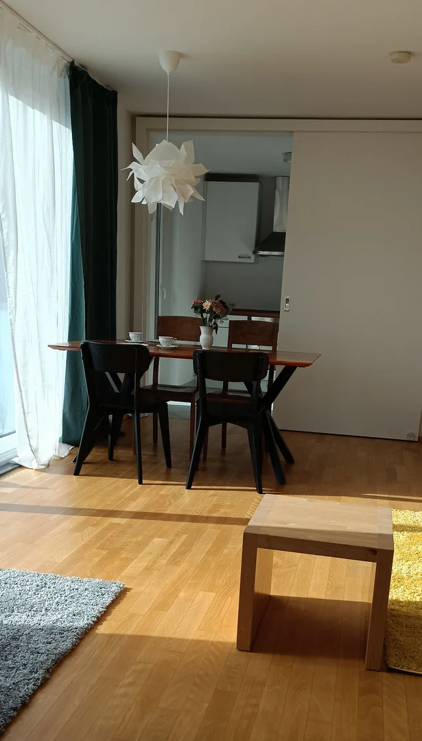 Habitación para estudiantes en  con modernas comodidades