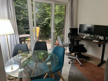 Entire apartment at Alter Teichweg, image 12 of 13