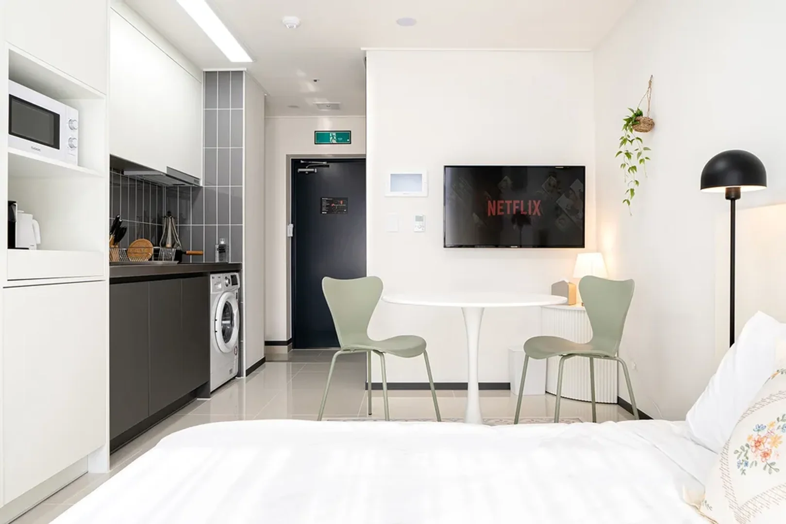 Cómodo estudio para vivir como estudiante en 