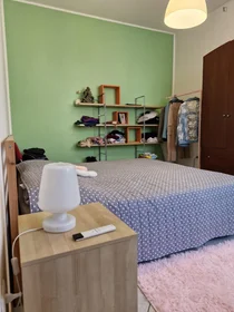 Quarto privado em Via Carlo Farini, imagem 1 de 10