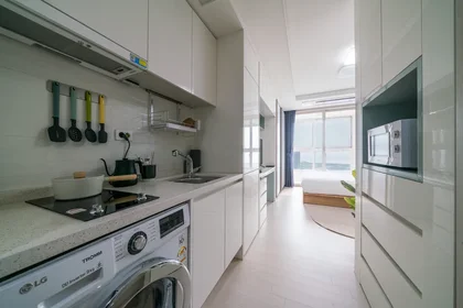 Estudio en residencia en 101, Art Center-daero 168beon-gil, Yeonsu-gu, Incheon, imagen 5 de 8
