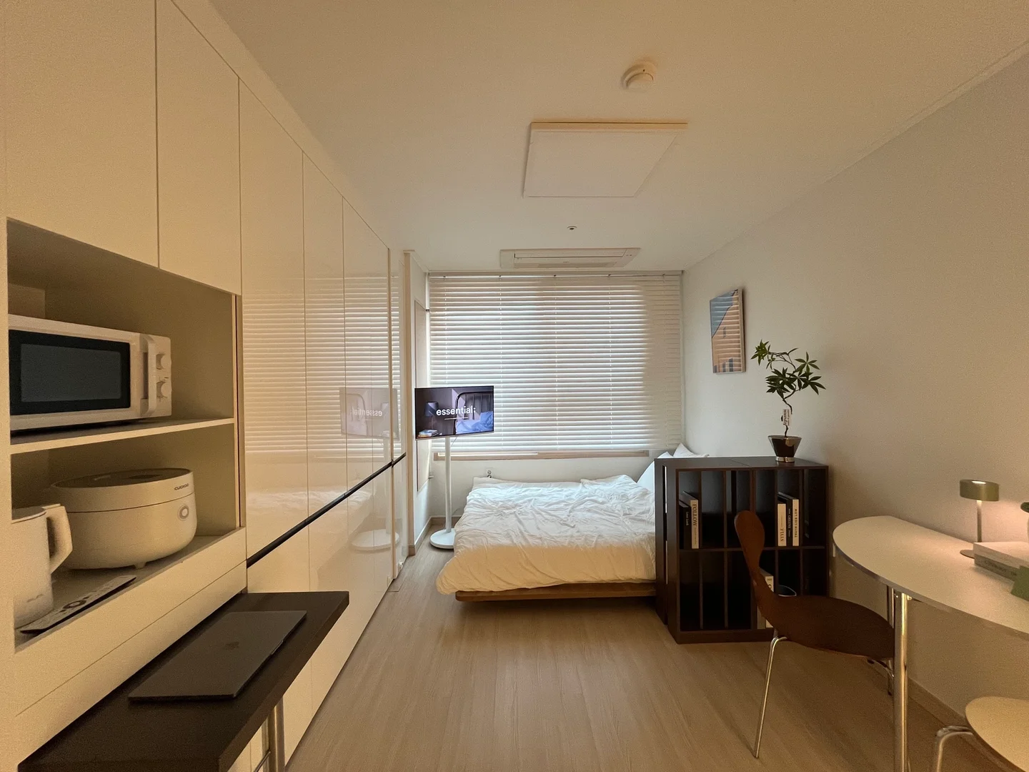 Asequible apartamento estudio con caracterĂsticas esenciales en