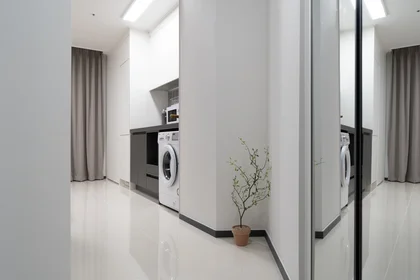 Estudio en residencia en 1116-8 Jungang-daero, Yeonje-gu, Busan, imagen 4 de 7