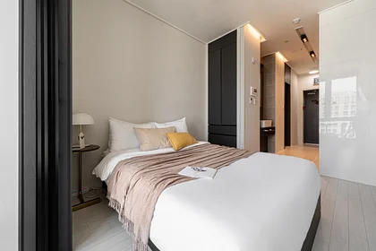 Estudio en residencia en 752 Jungang-daero, Busanjin-gu, Busan, imagen 4 de 10