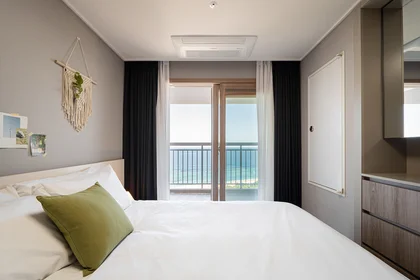 Alojamiento entero en residencia en 195 Haeoreum-ro, Sokcho-si, Gangwon Special Self-Governing Province, South Korea, imagen 4 de 9