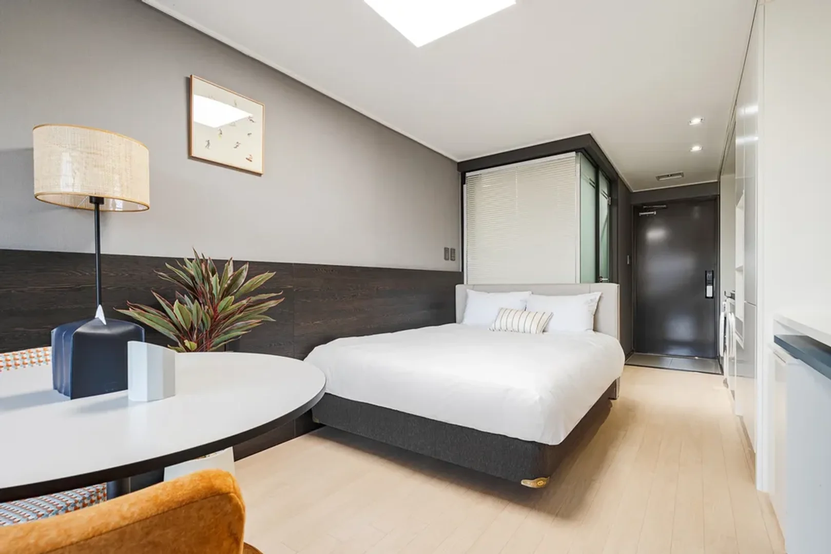 Asequible apartamento estudio con características esenciales en