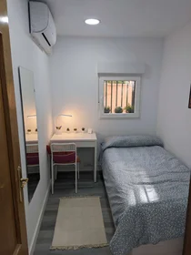 Privatzimmer in der Calle de Álvarez, bild 1 von 10