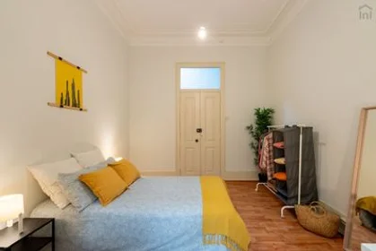 Private room at Campo de Ourique - Rua Almeida e Sousa, R/C Esq., image 15 of 16