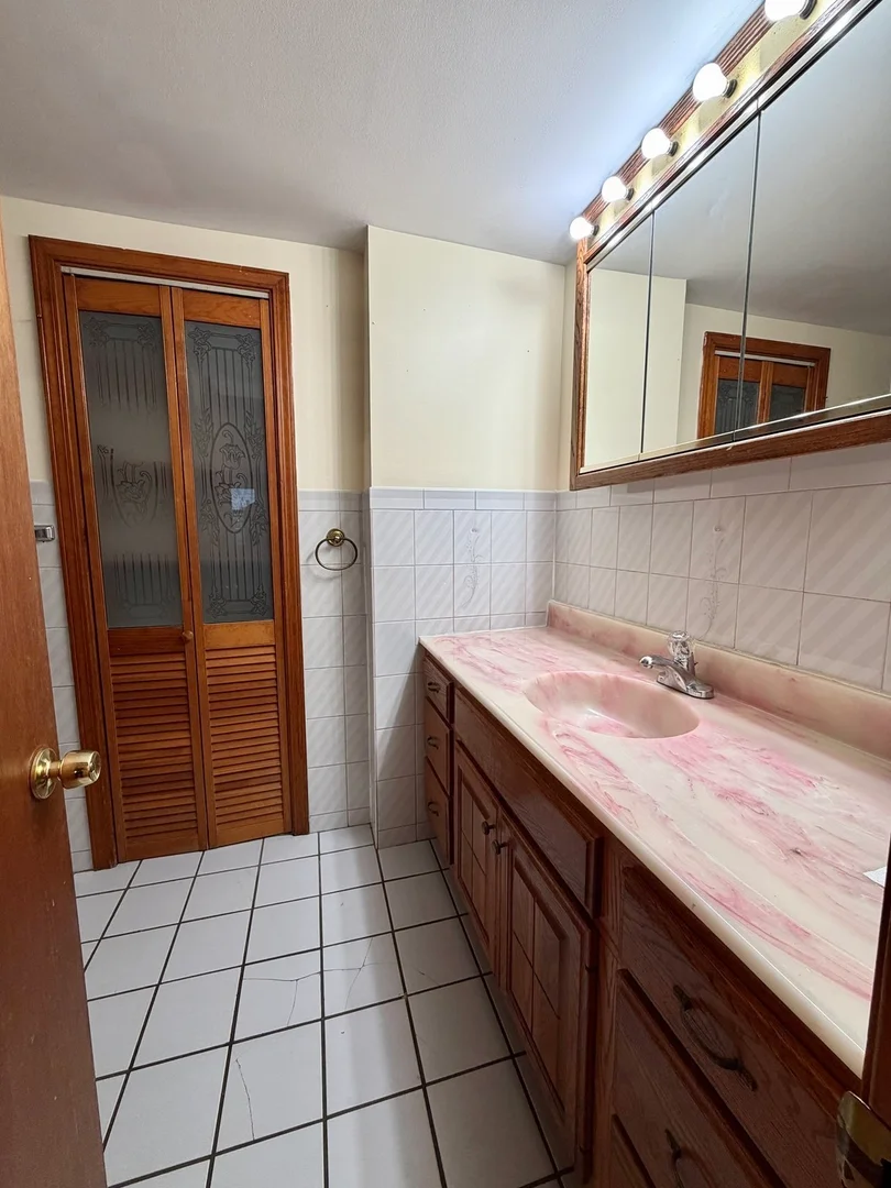 11, Jefferson St., Unit 3, Wellington, Cambridge, MA, 02141