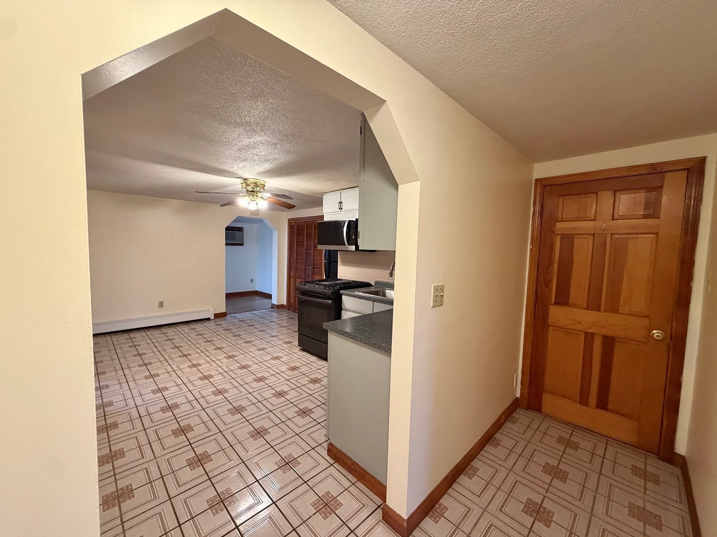11, Jefferson St., Unit 3, Wellington, Cambridge, MA, 02141