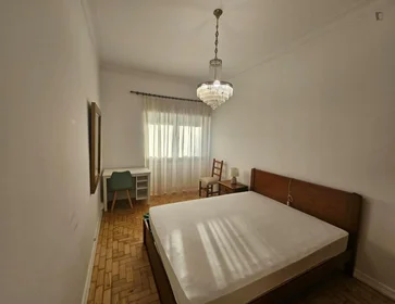 Stanza privata in R. Bernardo Sequeira, immagine 3 di 18