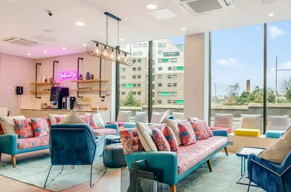 Entire apartment in residence at 2 Westfield Rd, Woodhouse, Leeds LS3 1DH, United Kingdom, image 9 of 49