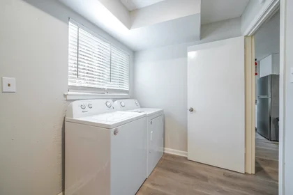 Appartamento intero in residence in Street, TX, Houston, United States, 77013, immagine 11 di 14