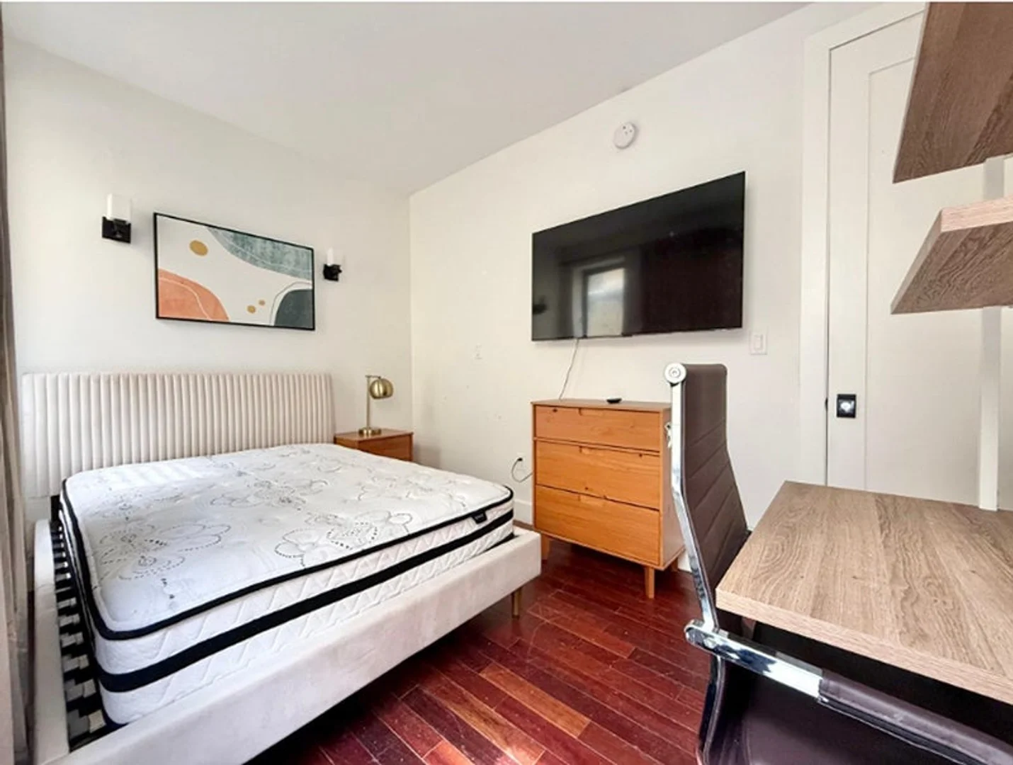 330 Starr Street, 1B, Bushwick, Brooklyn, NY, 11237
