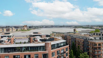 Studio in residence at 81-88 Beresford St, London SE18 6BG, UK, image 16 of 40