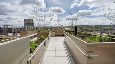 Studio in residence at 81-88 Beresford St, London SE18 6BG, UK, image 19 of 40