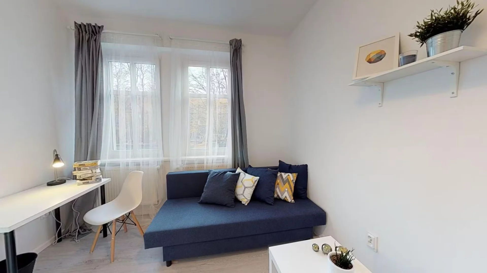 Habitación estudiantil económica con ubicación conveniente en 