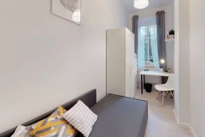 Privatzimmer in der Aleja Wojciecha Korfantego, Gliwice, bild 1 von 9