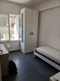Stanza privata in Via Stalingrado, Navile, immagine 5 di 10