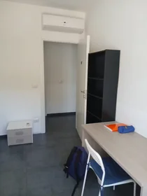 Stanza privata in Via Stalingrado, Navile, immagine 6 di 10