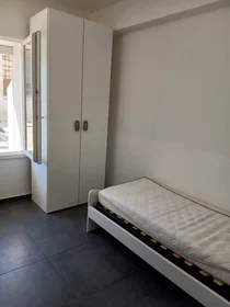 Stanza privata in Via Stalingrado, Navile, immagine 8 di 10