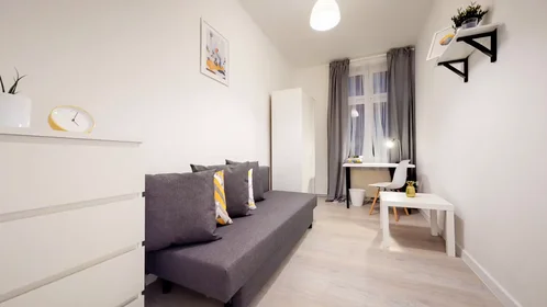 Stanza privata in Księcia Ziemowita, Gliwice, immagine 1 di 8