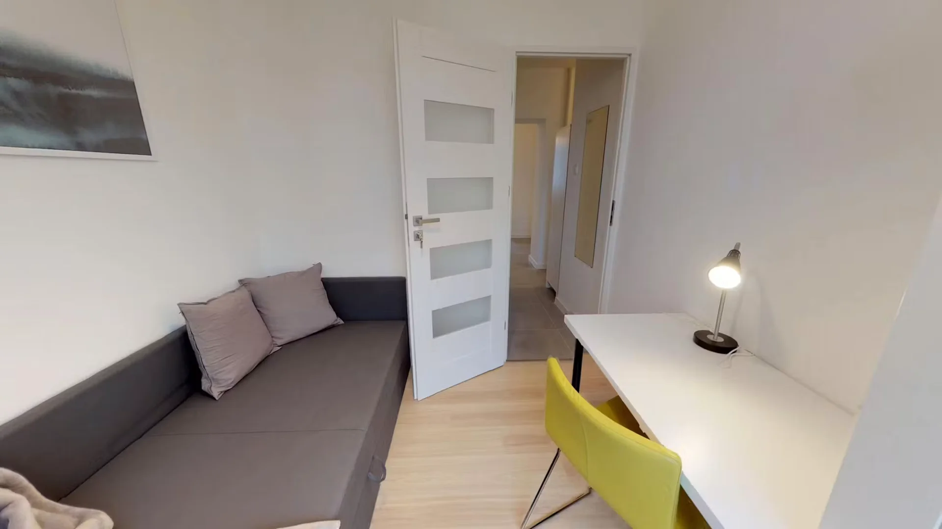 Habitación asequible para estudiantes con buena iluminación en 