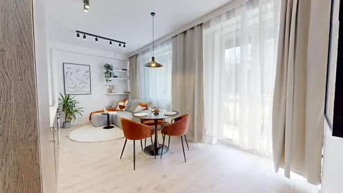 Apartamento moderno y luminoso en {area}