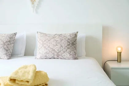 Appartamento con 2 camere da letto a {area}
