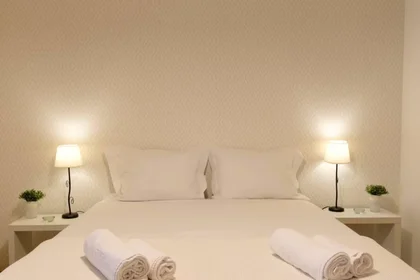 Apartamento inteiro em Rua Simplício dos Passos Gouveia, São Martinho, imagem 6 de 10