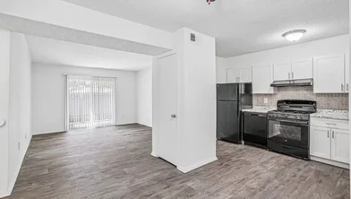 Quarto privado em Cascade Road, imagem 8 de 19