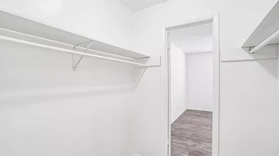 Quarto privado em Cascade Road, imagem 9 de 19