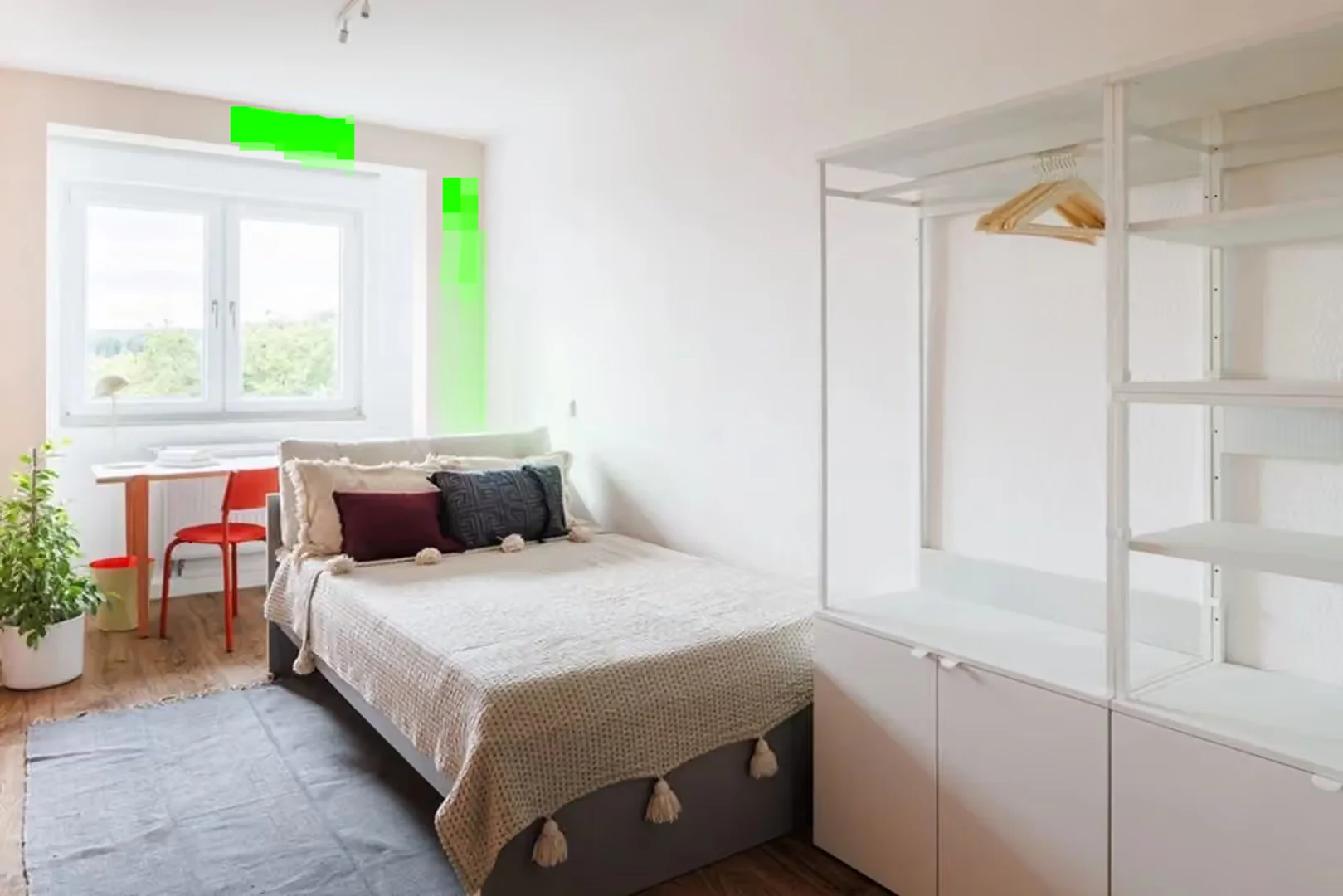 Chambre abordable pour les étudiants avec un bon éclairage dans 