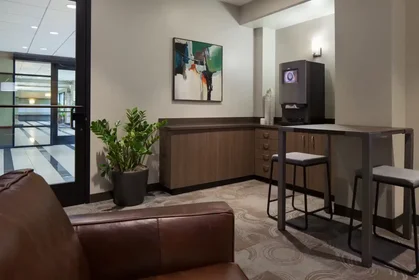 Stanza privata in East 50th Street, immagine 21 di 28