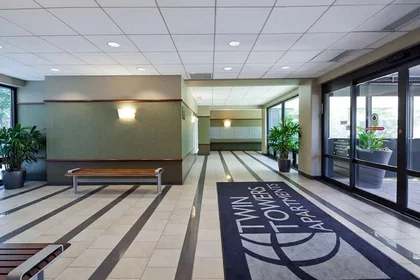Stanza privata in East 50th Street, immagine 24 di 28