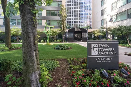 Stanza privata in East 50th Street, immagine 9 di 28