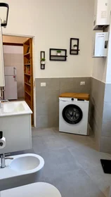 Logement entier à Via Mattia Battistini, image 10 de 16
