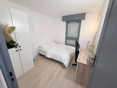 Habitación privada en Évry-courcouronnes, 91000, imagen 6 de 16