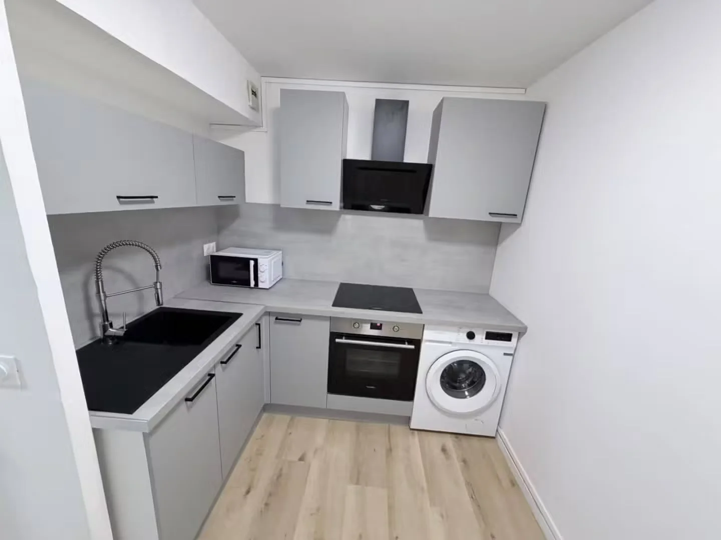 Habitación estudiantil económica con ubicación conveniente en 