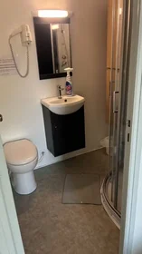 Chambre privée à Avignon, 84000, image 16 de 23