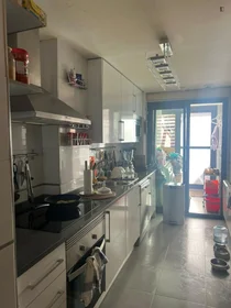 Private room at calle de la Fantasía, image 3 of 5